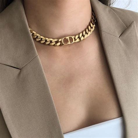 dior choker necklace.